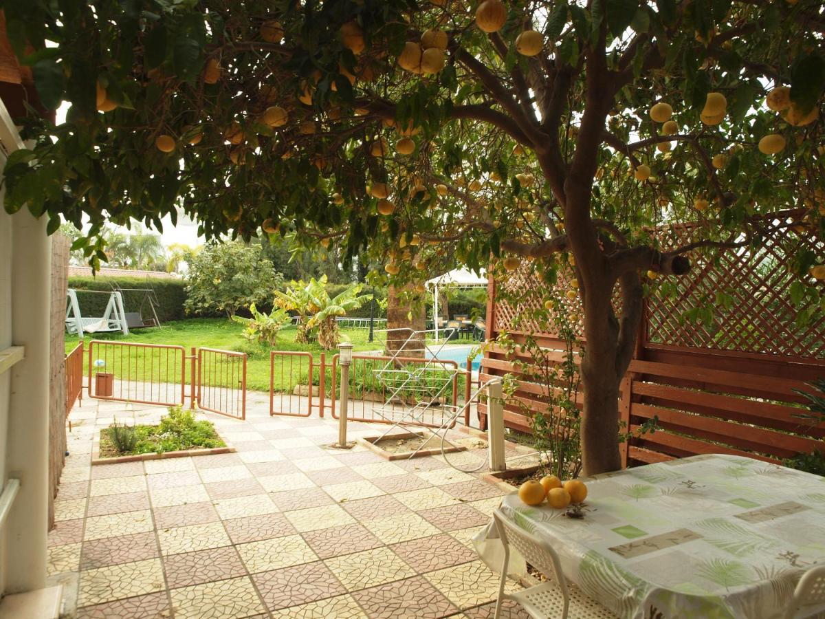 Hôtel Moon-Light Studio à Larnaca Extérieur photo