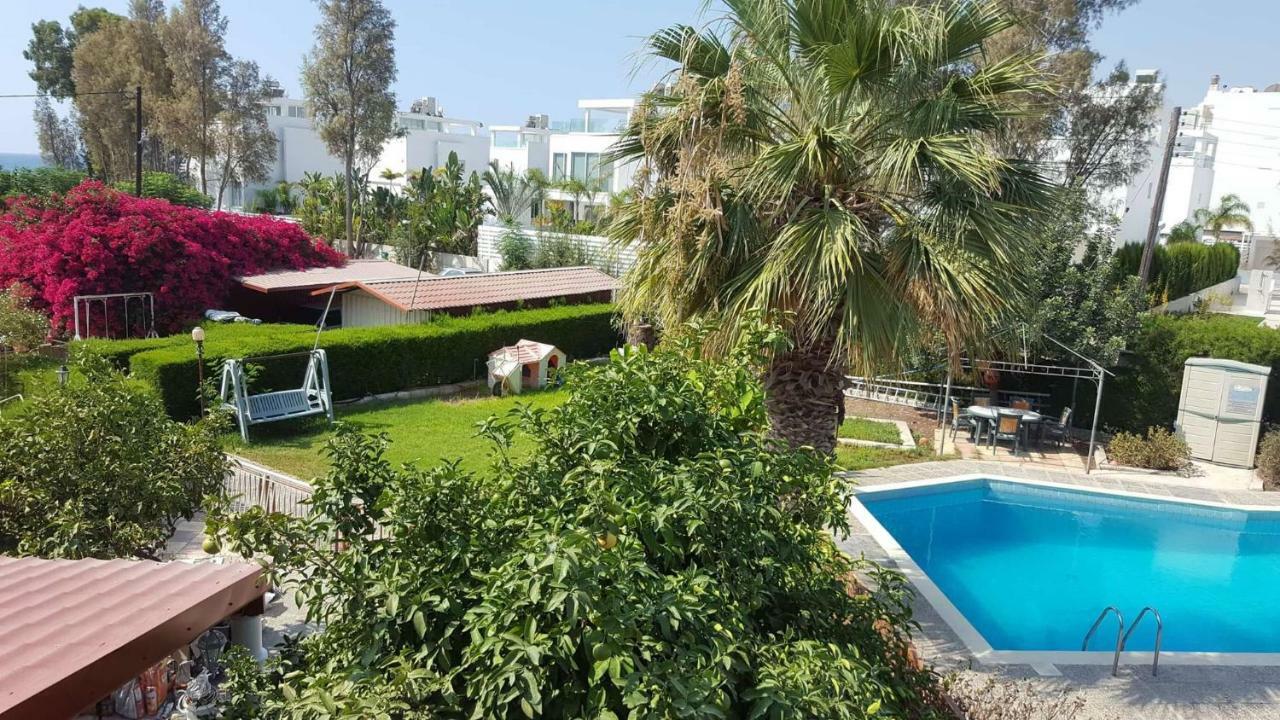 Hôtel Moon-Light Studio à Larnaca Extérieur photo